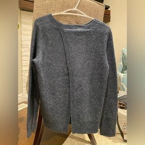 Abercrombie & Fitch open back navy knit sweater, BARELY WORN